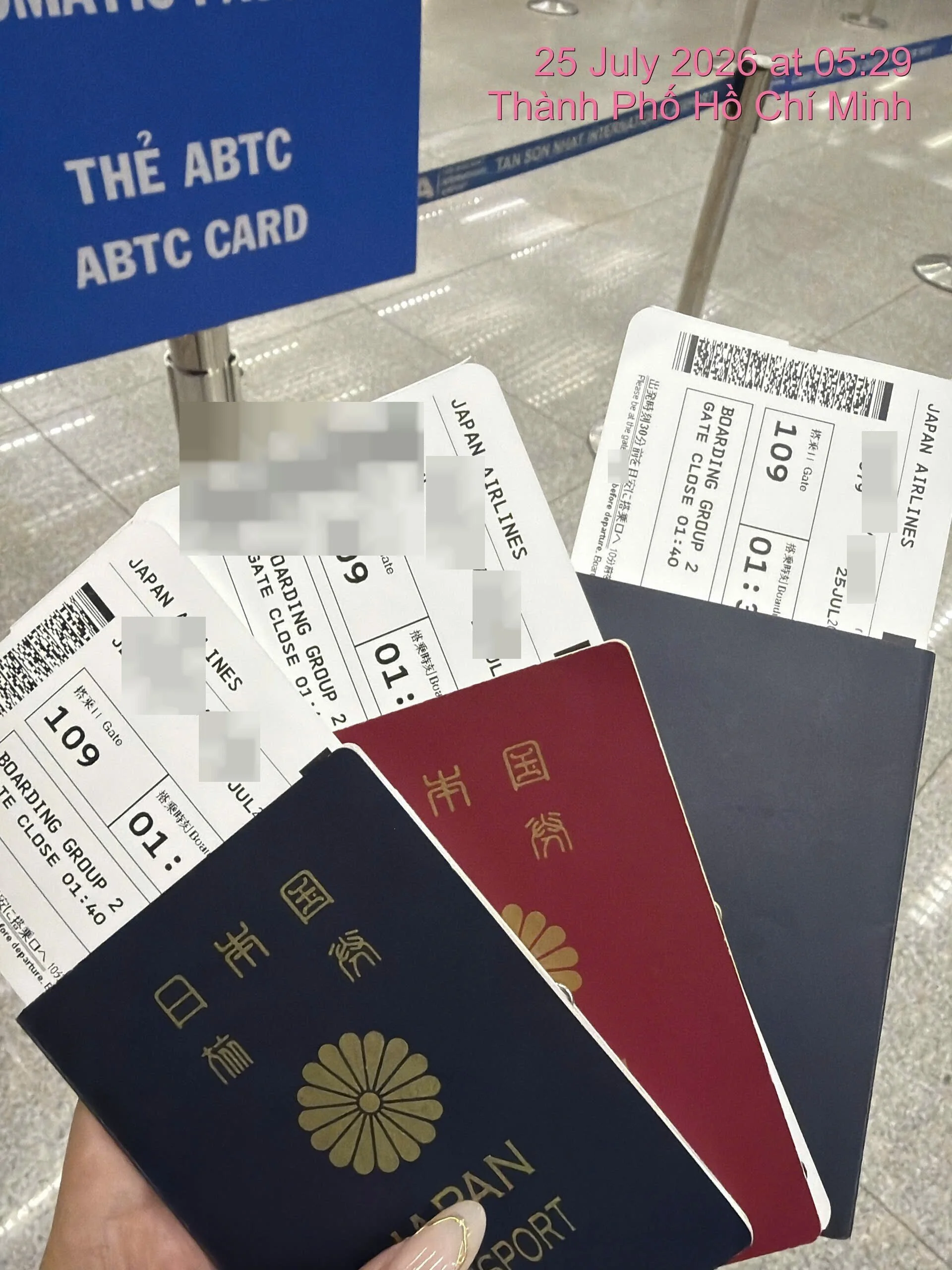 2026年7月25日JL79便でタンソンニャット国際空港に到着されたお客様のサポートの様子